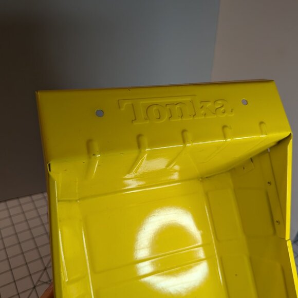 Mighty Tonka Turbo-Diesel Dump Truck Model 3901 80s Pressed Steel Metal - Picture 6 of 13